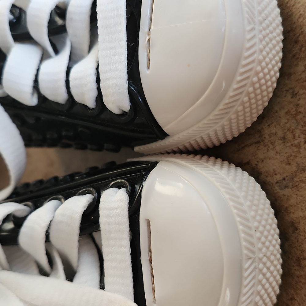 Mini Melissa Black and White Kids Sneakers Size 5 - Picture 12 of 13